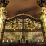 バッキンガムパレスの門