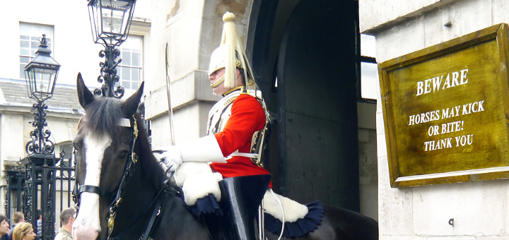 ホースガーズ Horse Guards Tanks London